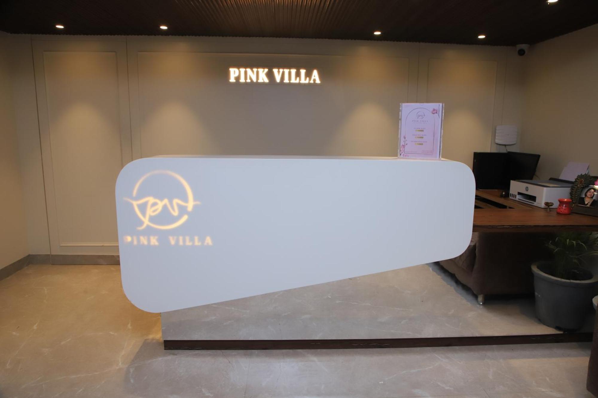 Pink Villa Boutique Hotel メーラト エクステリア 写真